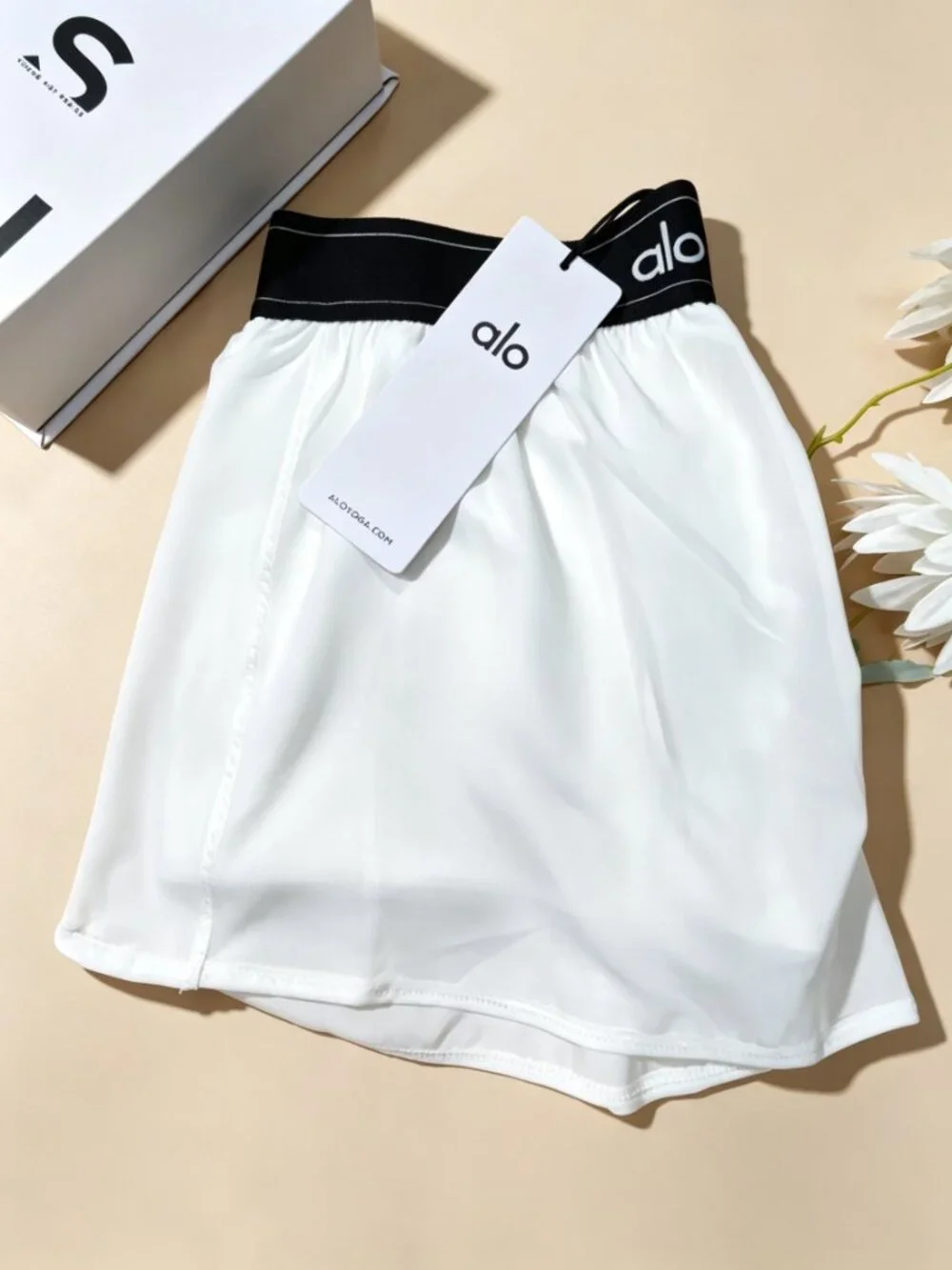 🤍NWT ALO Yoga Match Point Tennis Skirt White🎾Built-In Shorts